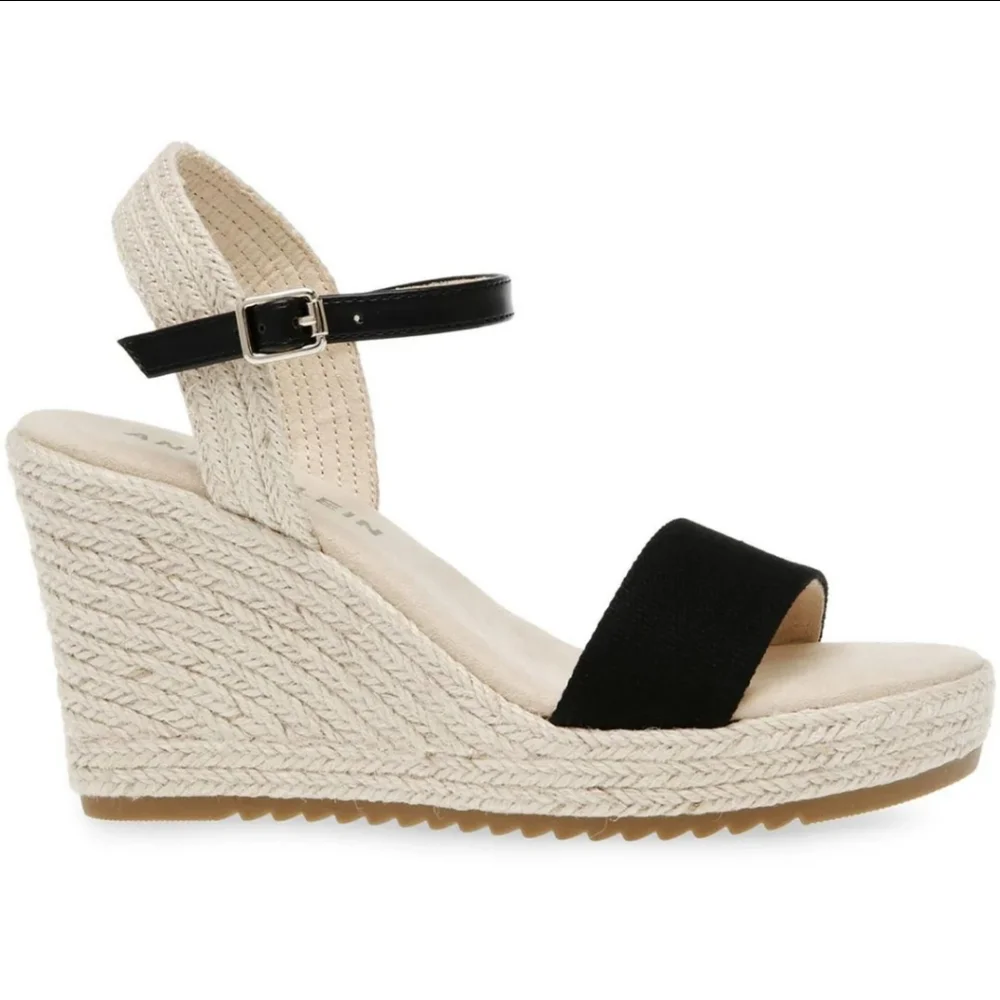 NIB Anne Klein Ankle Strap Platform Wedges Size 10 Jute Wella Black